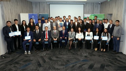 Kibertəhlükəsizlik məktəbinin bağlanış mərasimi keçirilib
