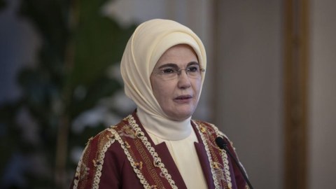 Ərdoğanın xanımından Hatayla bağlı PAYLAŞIM