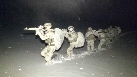 Xüsusi təyinatlılar Naxçıvanda təlim keçirdi - FOTOLAR