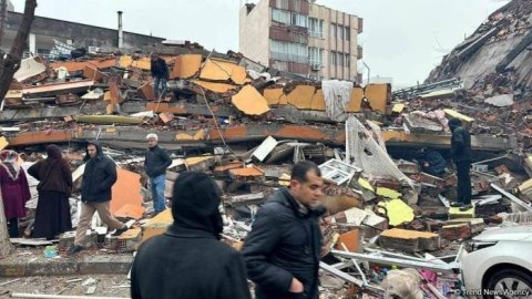 450 minə yaxın insan zəlzələ bölgəsindən təxliyə edilib