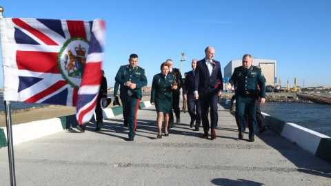 Britaniyalı nazir DSX generalı ilə GÖRÜŞDÜ