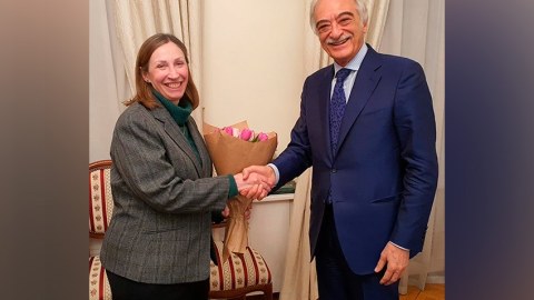 ABŞ səfiri İrandakı səfirliyimizə hücumu pislədi