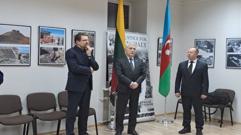 Litvalı jurnalistin “Xocalıya ədalət” fotosərgisi