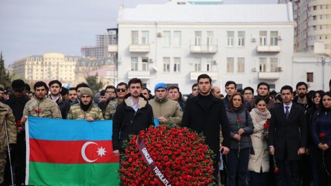 “İrəli” Xocalı soyqırımı ilə bağlı silsilə tədbirlər keçirdi - FOTOLAR