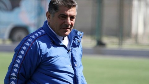 Veteran futbolçumuz vəfat etdi