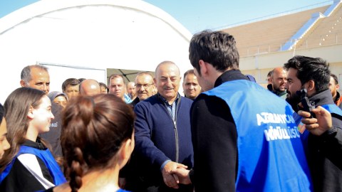 Çavuşoğlu Azərbaycan könüllüləri ilə görüşüb - FOTO
