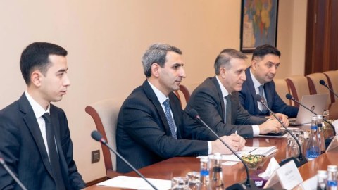 “Azərbaycan Dəmir Yolları’’nda “Orta Dəhliz” müzakirəsi