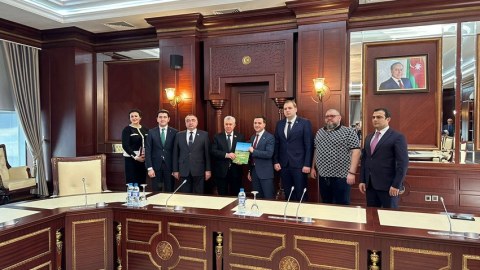 Ukrayna deputatları Azərbaycan parlamentində