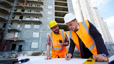 Bakıda 9 mərtəbədən hündür binaların tikintisi DAYANDIRILIR
