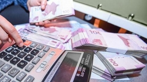 3 dəfə əlavə maaş kimlərə veriləcək - SİYAHI