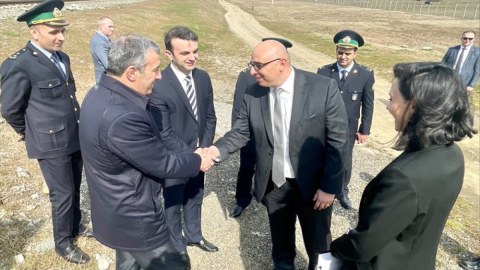 Azərbaycandakı ABŞ diplomatı İranla sərhədə getdi
