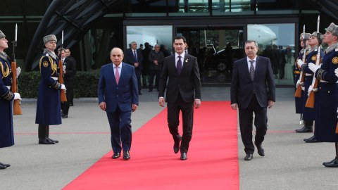 Berdiməhəmmədovun Bakıya səfəri başa çatdı