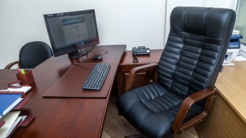 İdarə rəisi işdən çıxarıldı - Digərinə töhmət verildi