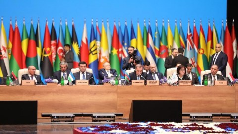 Bakı sammiti yekunlaşdı, sənəd qəbul edildi