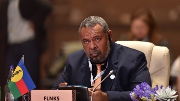 "Fransanın müstəmləkəçi mövqeyini qınadığımı bəyan edirəm"