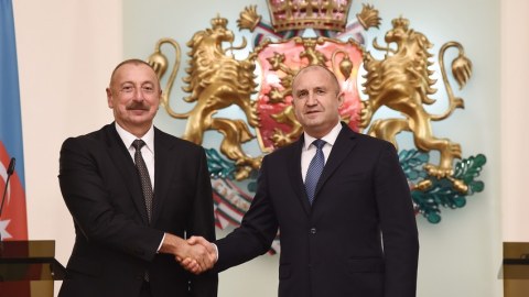 İlham Əliyevdən bolqarıstanlı həmkarına TƏBRİK