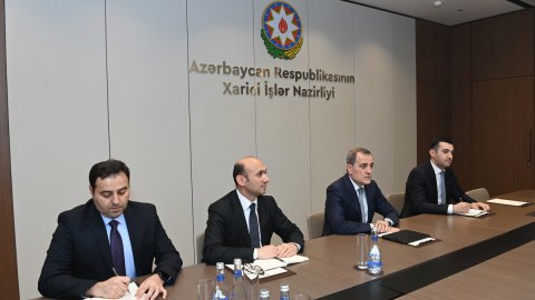 Nazir fransız senatorla normallaşma prosesini müzakirə etdi 