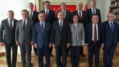 Kılıçdaroğlu bələdiyyə başçıları ilə görüşdü  - FOTO (YENİLƏNİB)