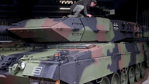 Almaniya Ukraynada tank zavodu tikmək istəyir