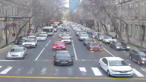 Hazırda tıxac olan yolların SİYAHISI