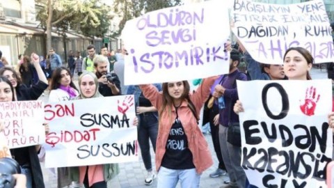 Feministlərin aksiyasına icazə verilmədi