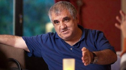 Məşhur erməni politoloq Ermənistana buraxılmadı