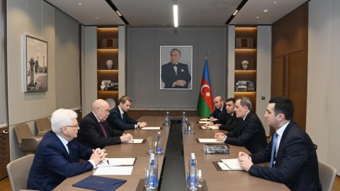 Nazir Putinin nümayəndəsi ilə erməni təxribatından DANIŞDI