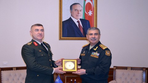 Zakir Həsənov NATO generalı ilə görüşdü