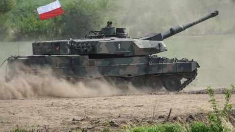 Polşa Kiyevə daha 10 “Leopard” göndərib