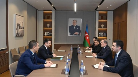 Ceyhun Bayramov qazaxıstanlı nazirlə görüşdü 