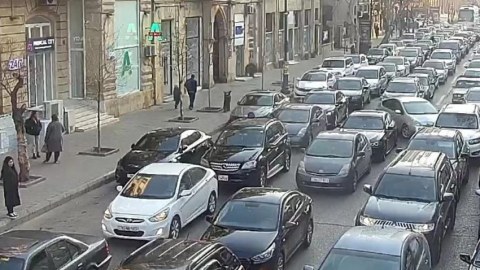 Hazırda tıxac olan yolların SİYAHISI