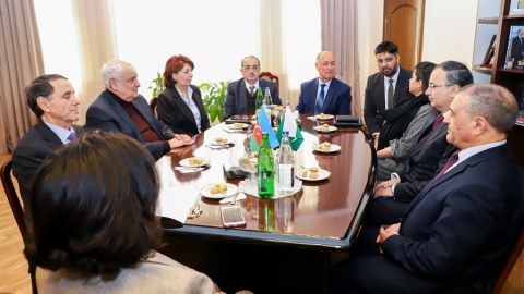 ADU-da kitab təqdimatı keçirilib - FOTOLAR