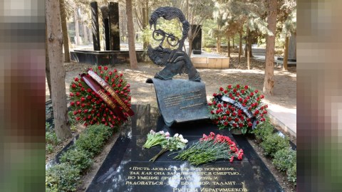 İbrahimbəyovun qəbirüstü abidəsinin açılışı oldu - FOTOLAR