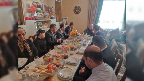 İcra başçısı şəhid ailələri ilə görüşdü