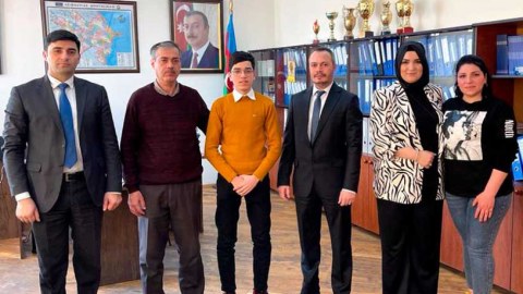 Müəllim olmaq istəyən 4 məktəblinin təhsil haqqı ödənəcək
