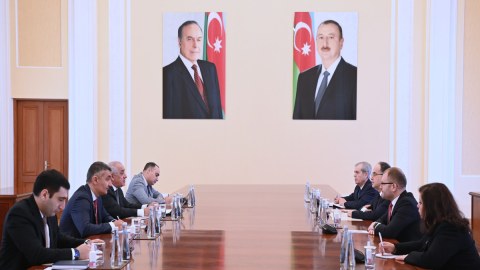 Əli Əsədov Albaniya Prezidenti ilə görüşüb
