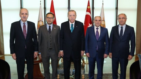Ərdoğan YAP nümayəndə heyətini qəbul etdi 