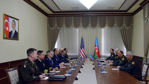 Kərim Vəliyev ABŞ generalı ilə danışıqlar apardı