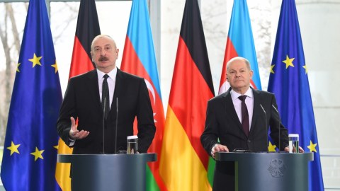 İlham Əliyev və Şolts mətbuat konfransı keçirdi - FOTOLAR