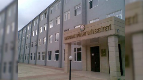 Feysbuk paylaşımına görə prorektora şiddətli töhmət verildi