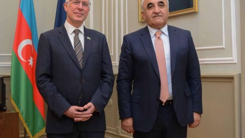 Britaniya səfiri UNEC-də olub