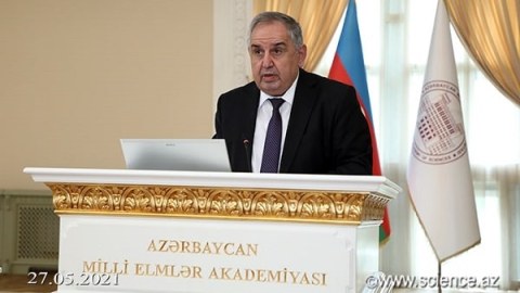 Arif Həşimov sədr seçildi
