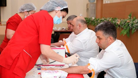 “Azəriqaz”da könüllü qanvermə aksiyası - FOTOLAR