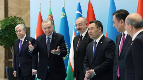 Türk liderləri toplandı, İran və Ermənistan silkələndi - Modern.az-ın icmalı