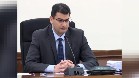 İrəvan meri İSTEFA VERDİ