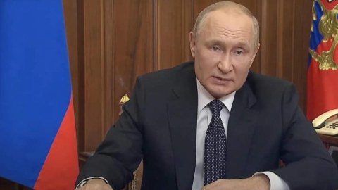 Putinin həbsinə qərar verildi 