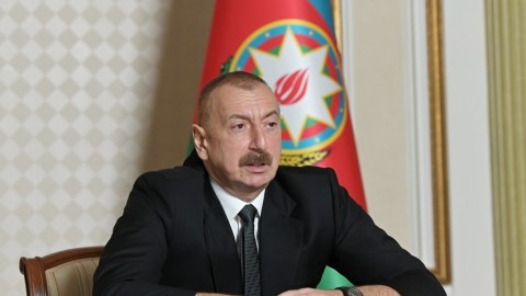 Daxili işlərimizlə bağlı konfranslar təşkil edirlər - Prezident 