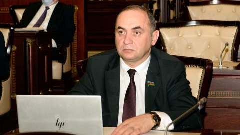 Müxalifətçilik hər şeyi qara görmək deyil - Deputat