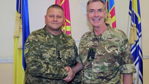 Ukrayna və Britaniya generalları danışıqlar apardı 
