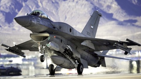 ABŞ İranın hərbi bazalarını bombaladı